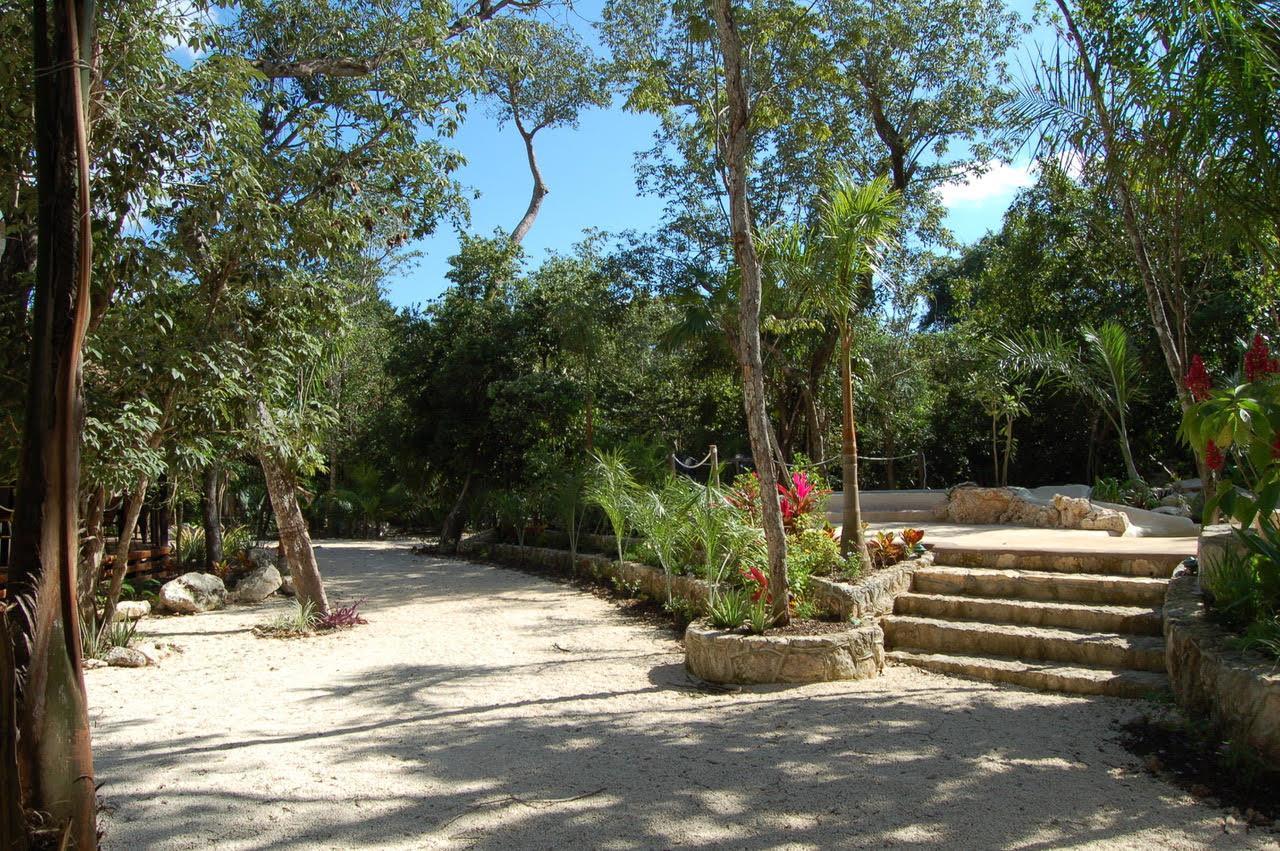 Hotel La Hacienda Cancun- El Ramonal, Monkey Sanctuary Exterior foto